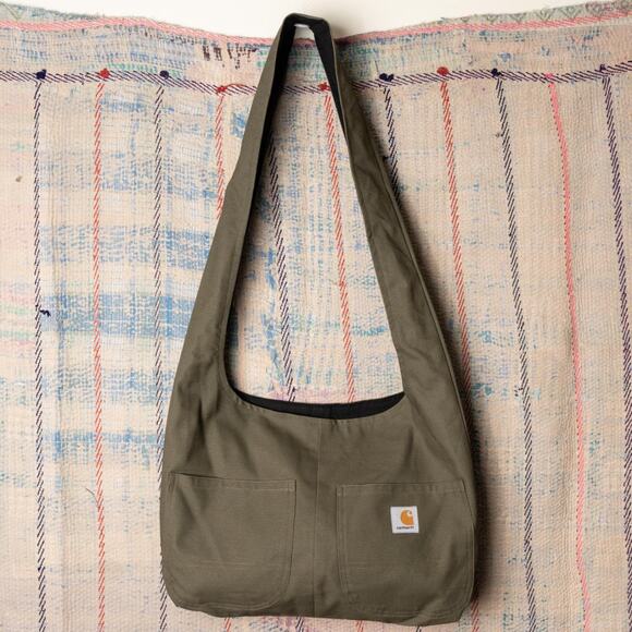 Upcycled carhartt hobo bag - Picture 1 of 6